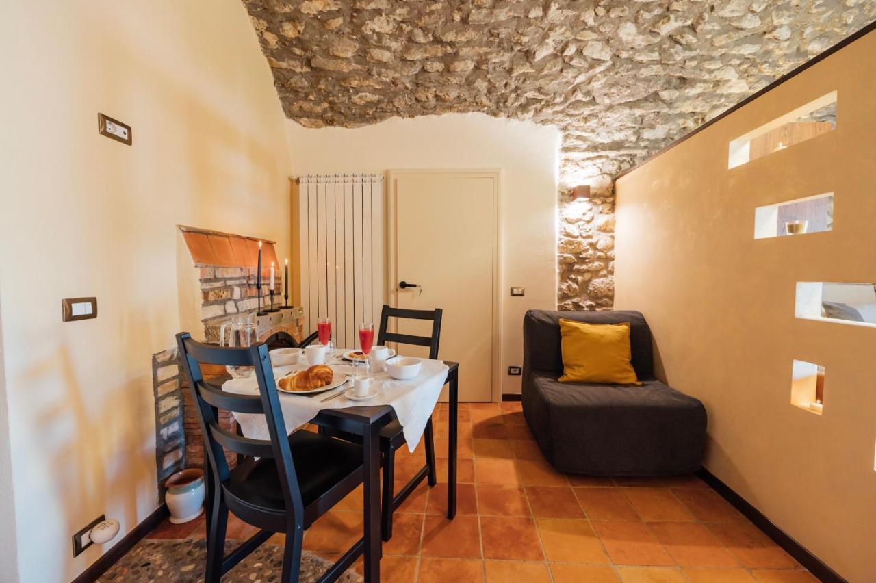 Vicolo72 Hotell Calitri Exteriör bild