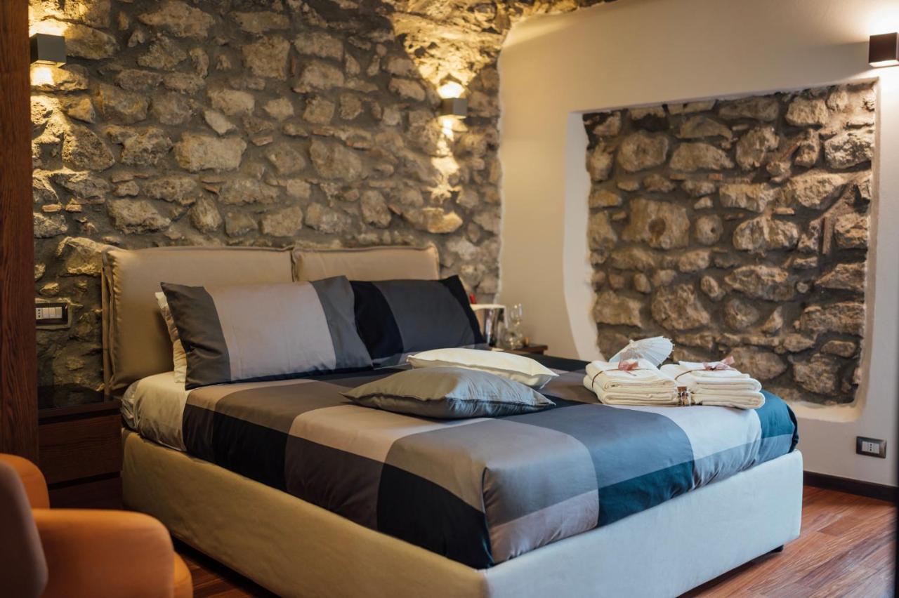 Vicolo72 Hotell Calitri Exteriör bild