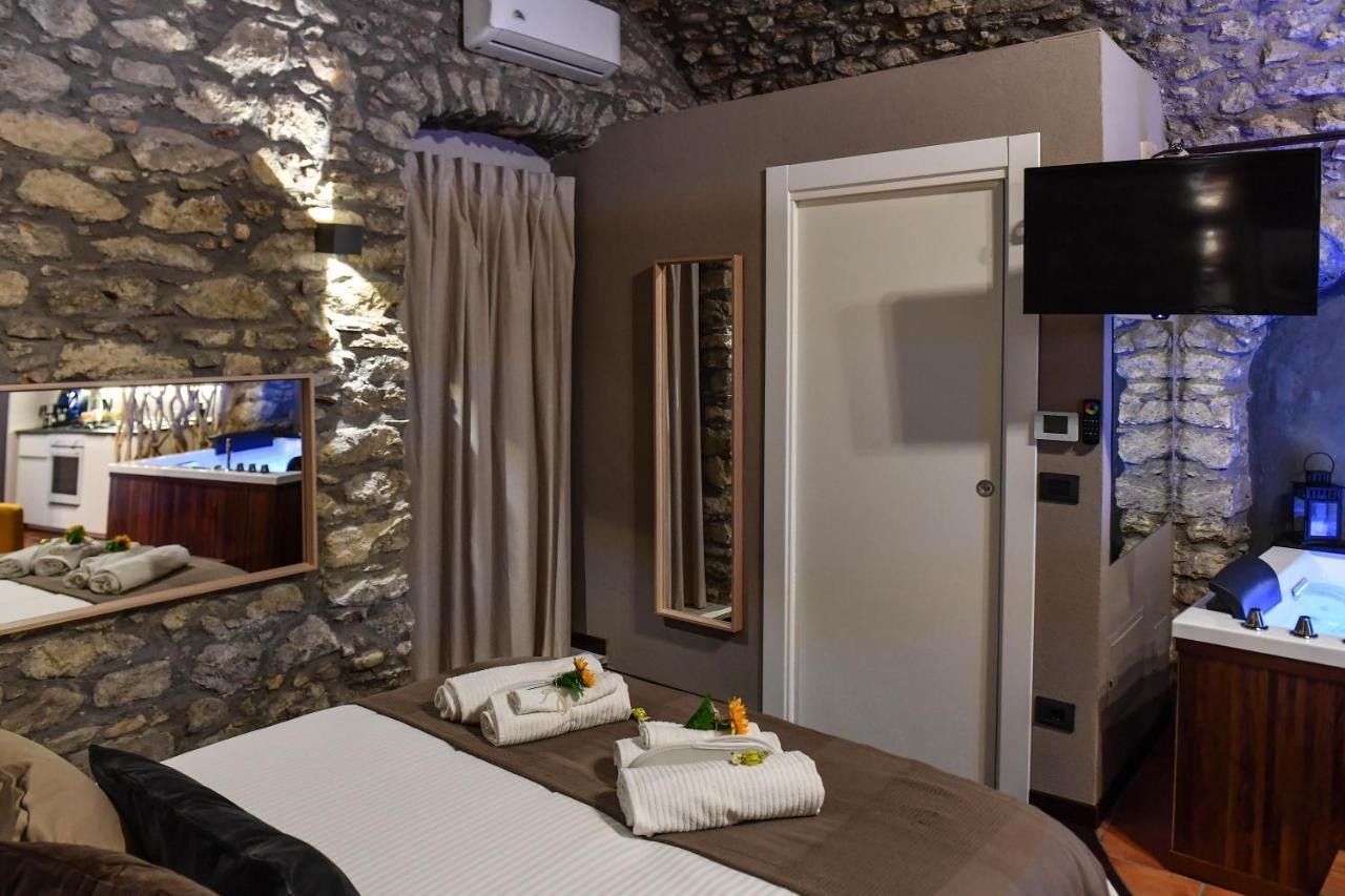 Vicolo72 Hotell Calitri Exteriör bild